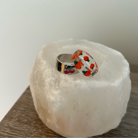 Set of 2 - Cute Fruits Rings! Cherry and Strawberry - Picture 2 of 14